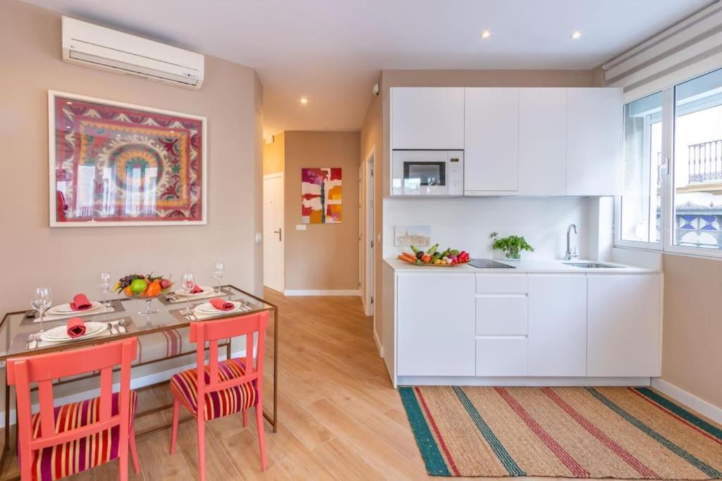 Plaza Nueva Deluxe Suite By Valcambre Севілья Екстер'єр фото